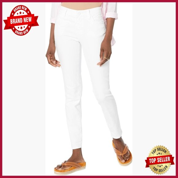 Boyfriend Jeans with Relaxed Fit Mid Rise Tapered Leg 26.5 Inseam